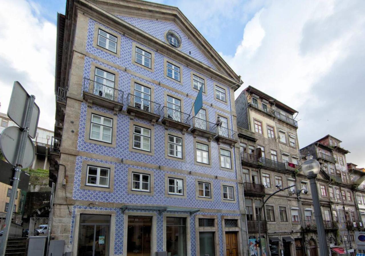 The Central House Ribeira Hostel Porto