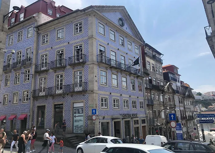 The Central House Porto Ribeira