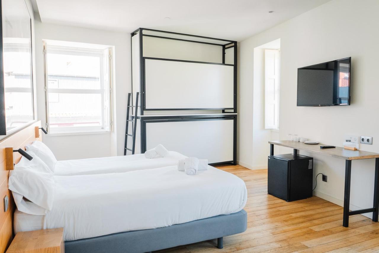 Hostal The House Ribeira